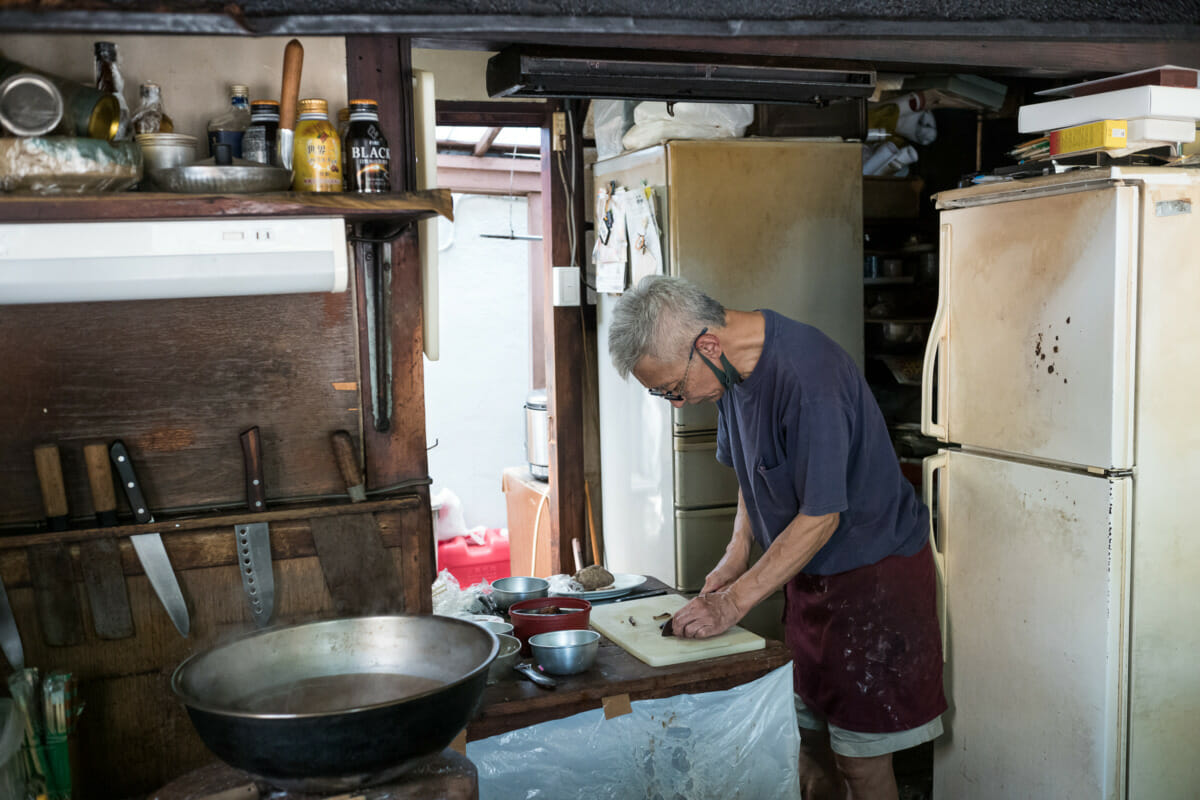 a ramshackle old Tokyo restaurant