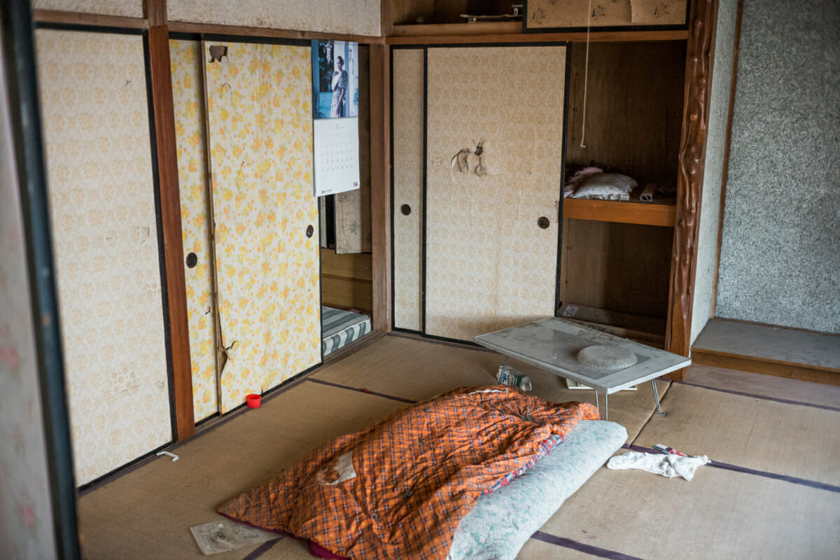 abandoned Japanese hot spring town