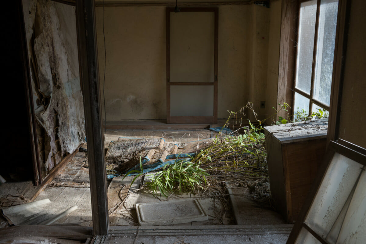 long-abandoned Japanese mountain apartment complex