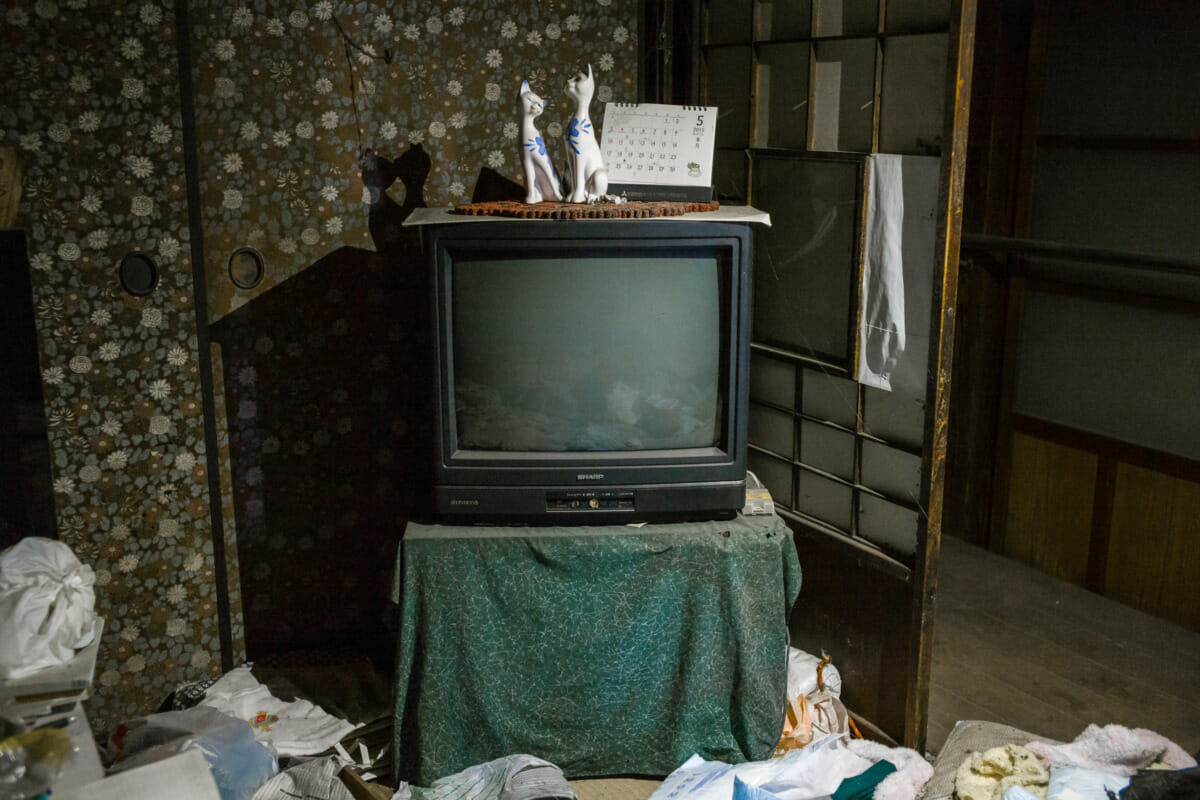 dark and abandoned old Tokyo house