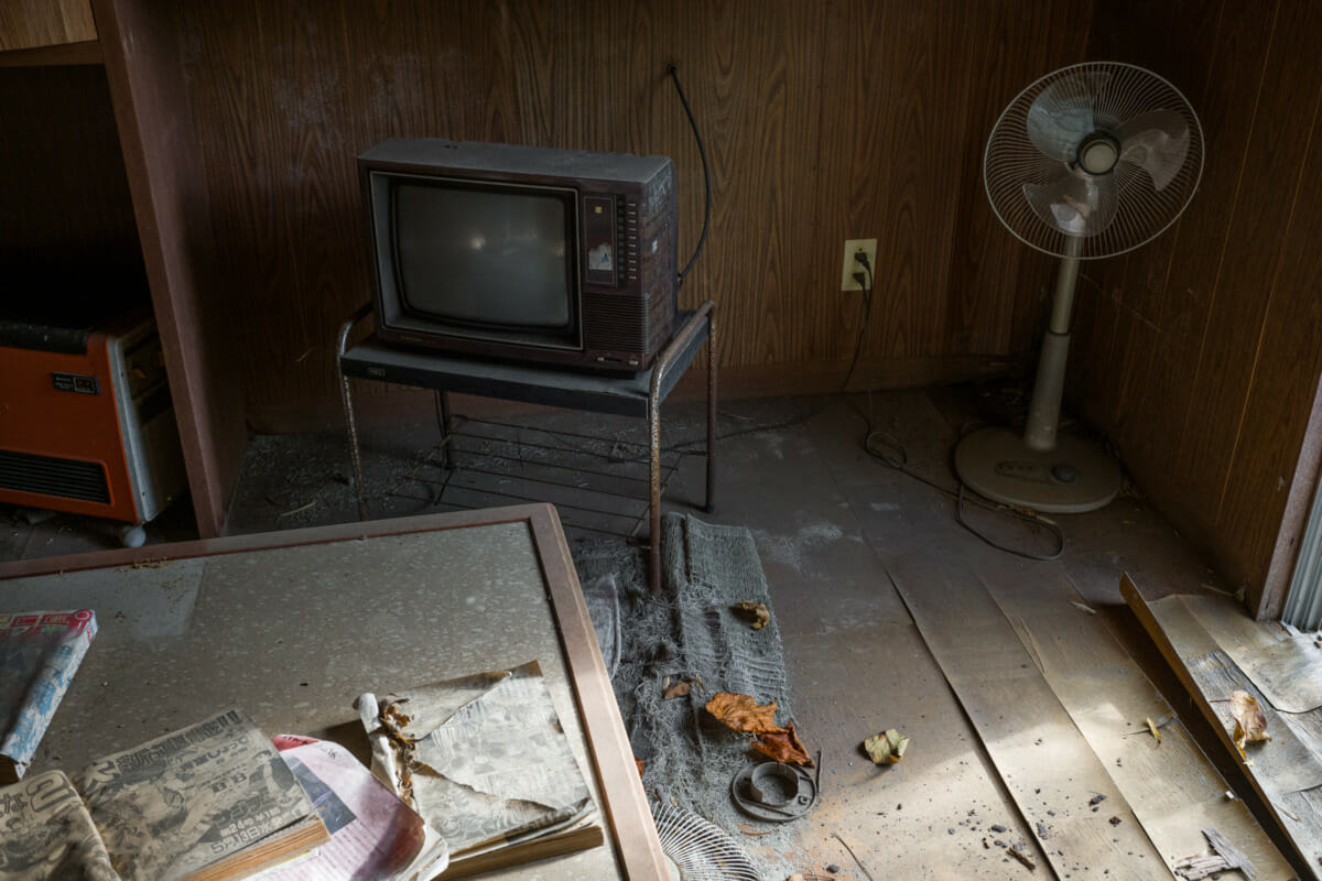 An overgrown and abandoned Japanese love hotel