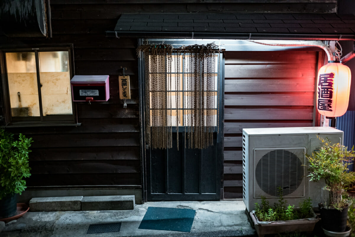 old Tokyo bar