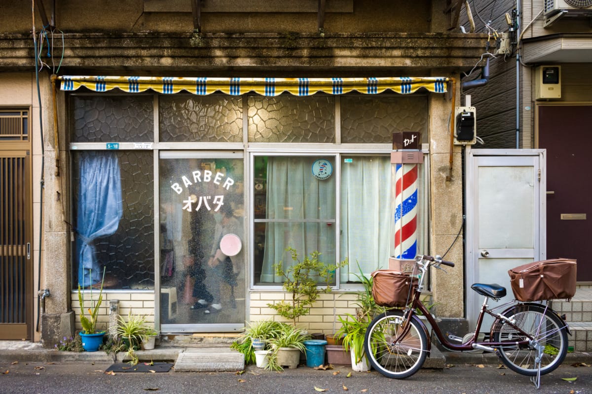 old school Tokyo barber shops