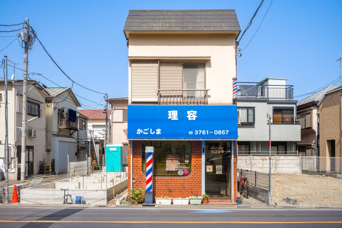 old school Tokyo barber shops