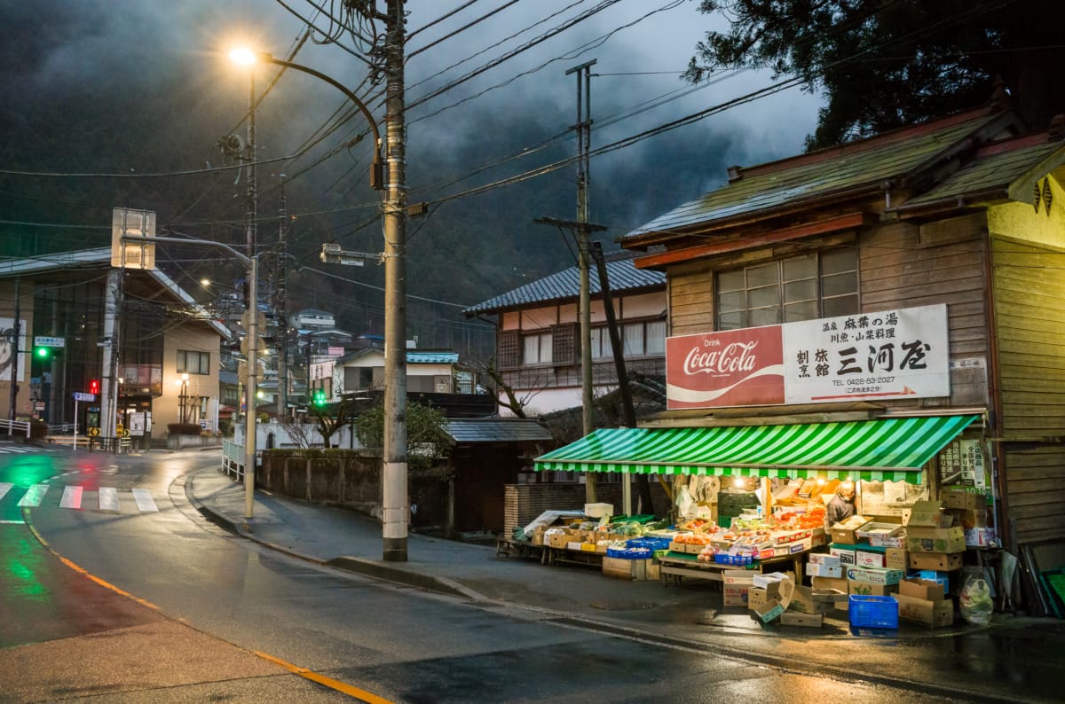 A truly beautiful old Tokyo shop over time