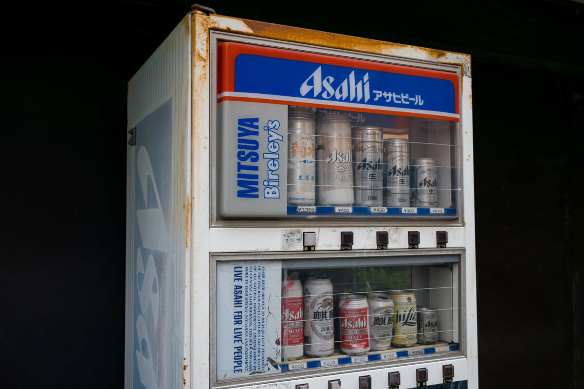 Broken and abandoned Japanese vending machines