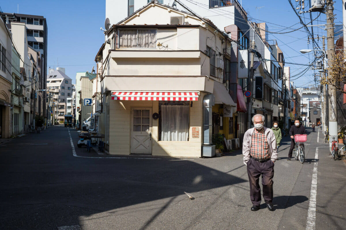 Slowly changing old Tokyo streets