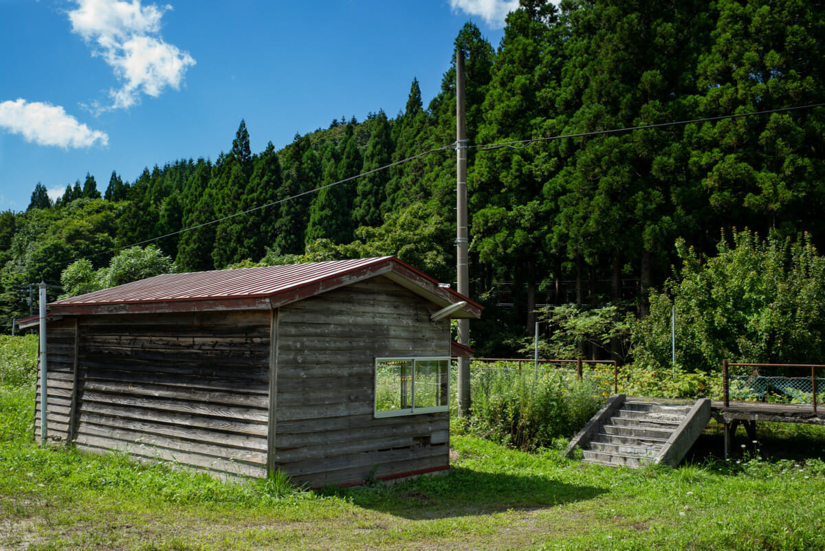 an old and abandoned Japanese train line