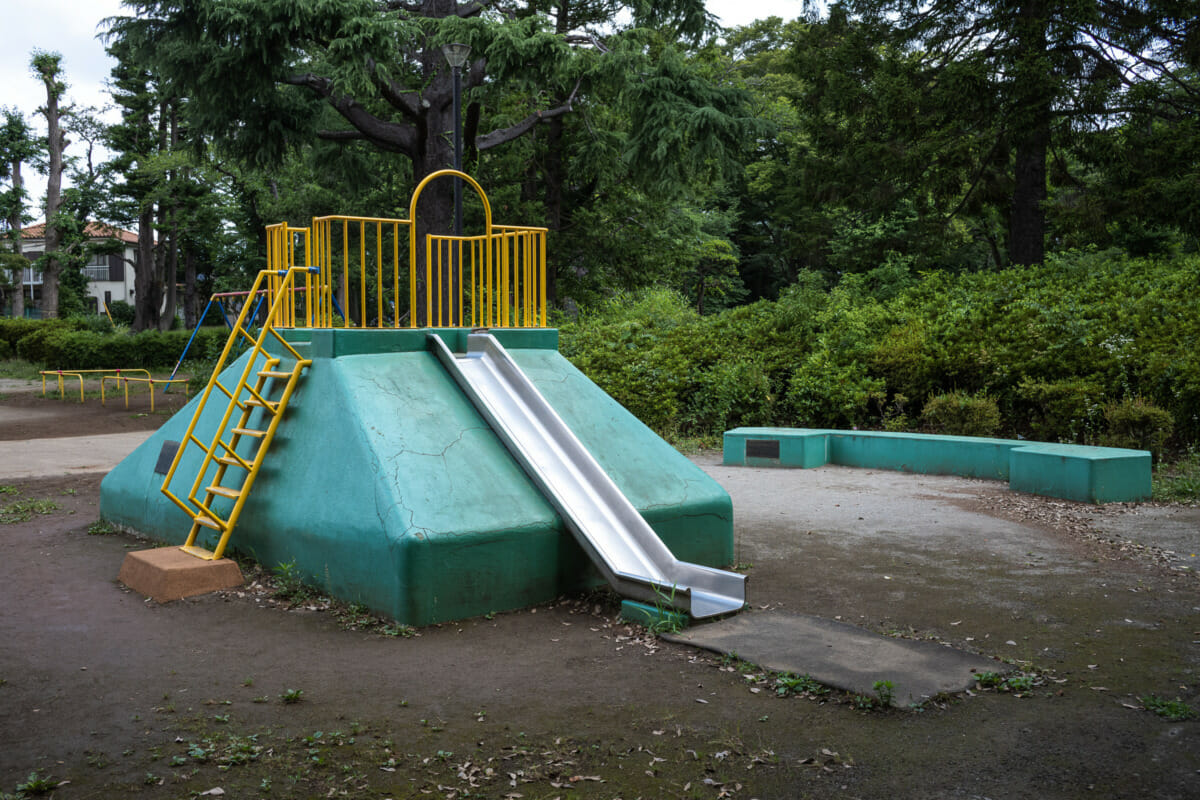 concrete and retro push-button phone slide