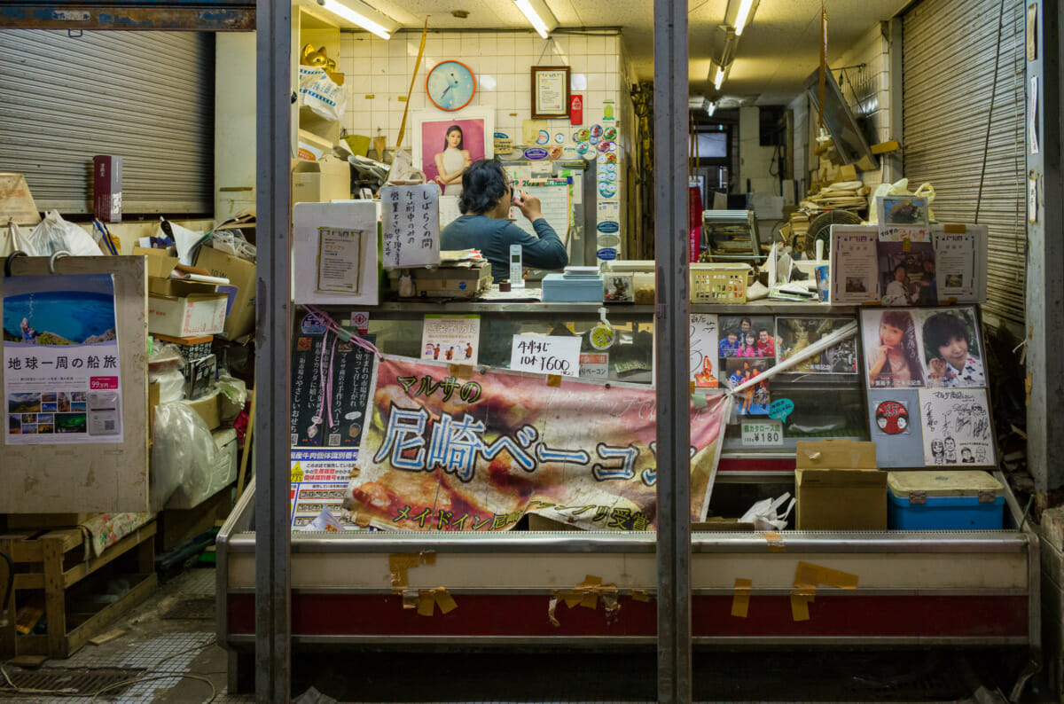 A striking and dilapidated old Japanese shopping street