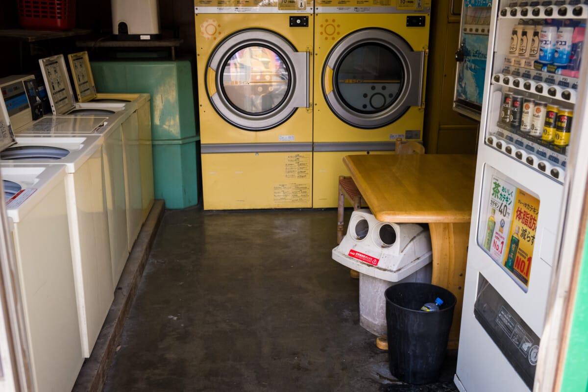 Wonderfully dated old Tokyo laundrettes