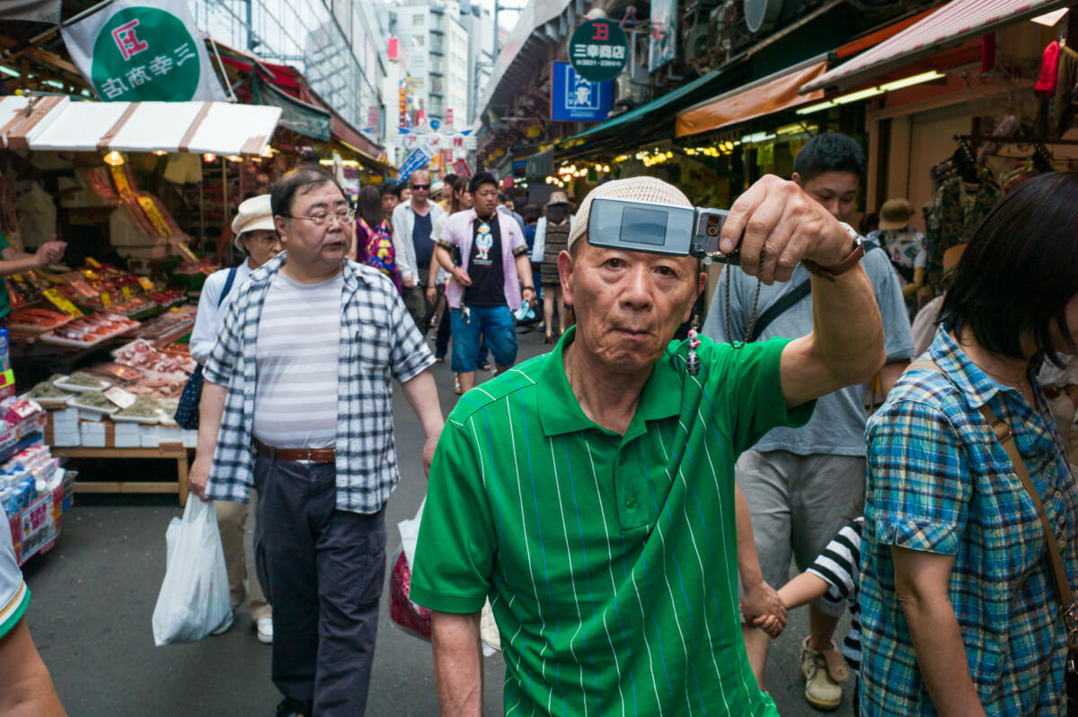 Tokyo photos from the fairly recent past that feel far older