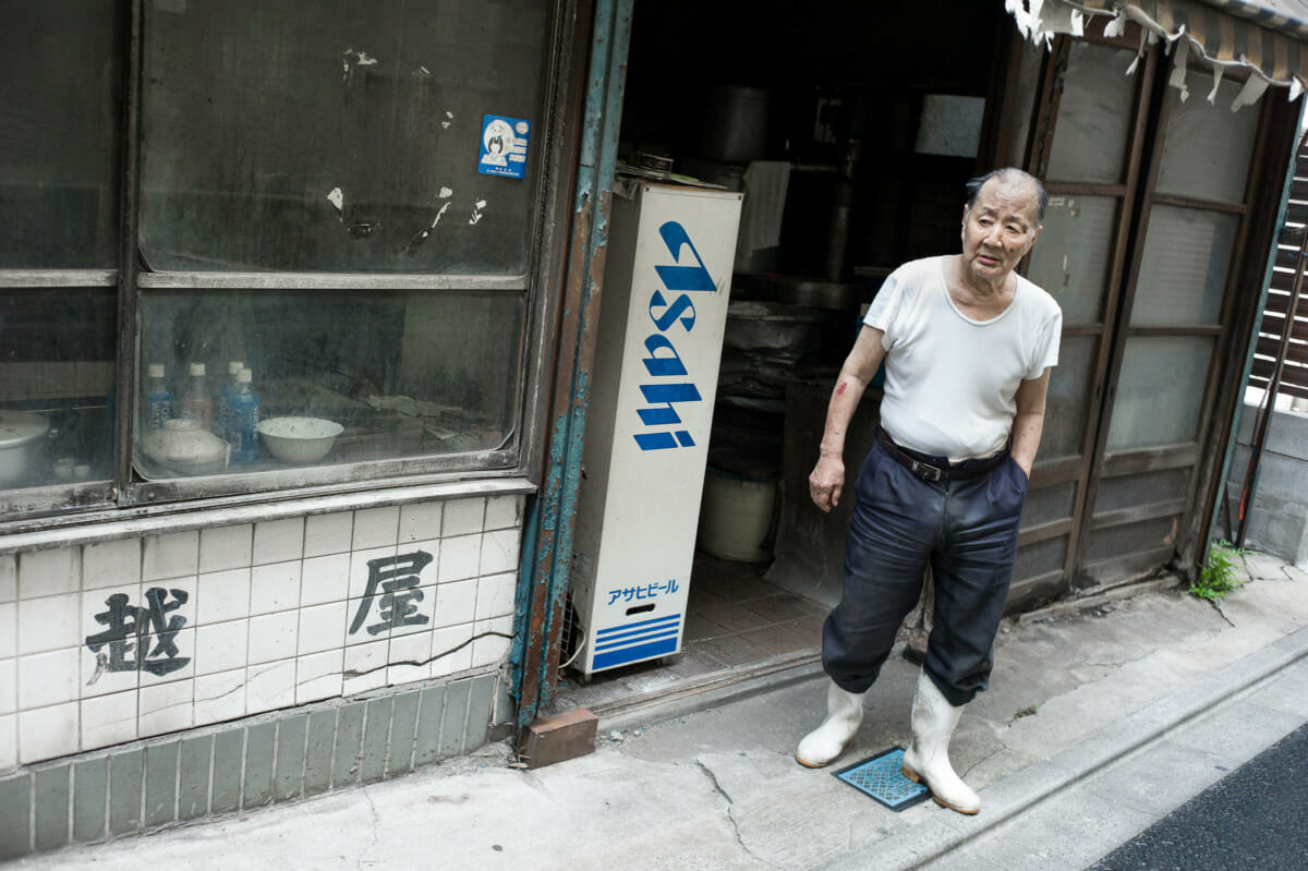 an old but now demolished Tokyo tofu shop