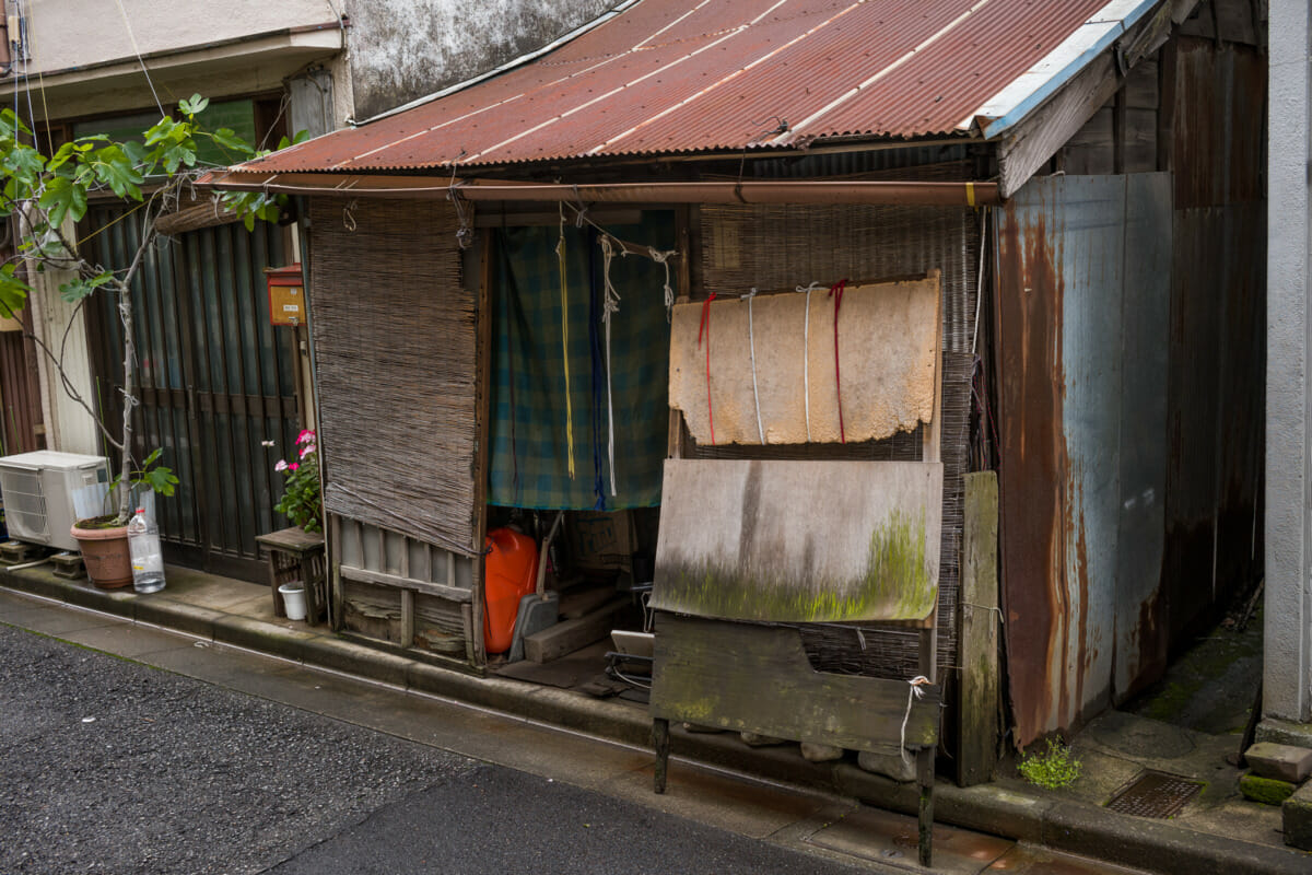 A tiny and dilapidated Tokyo house