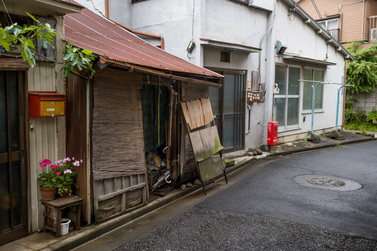 A tiny and dilapidated Tokyo house