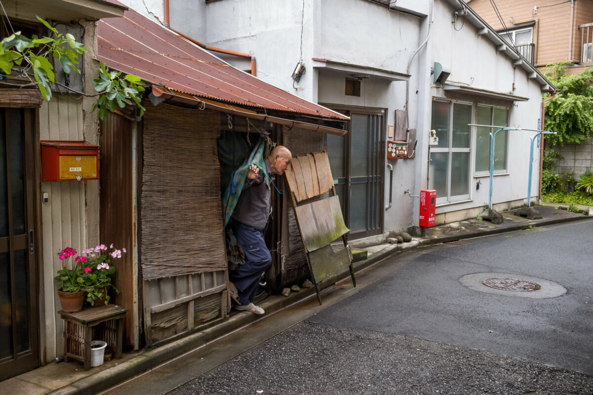 A tiny and dilapidated Tokyo house