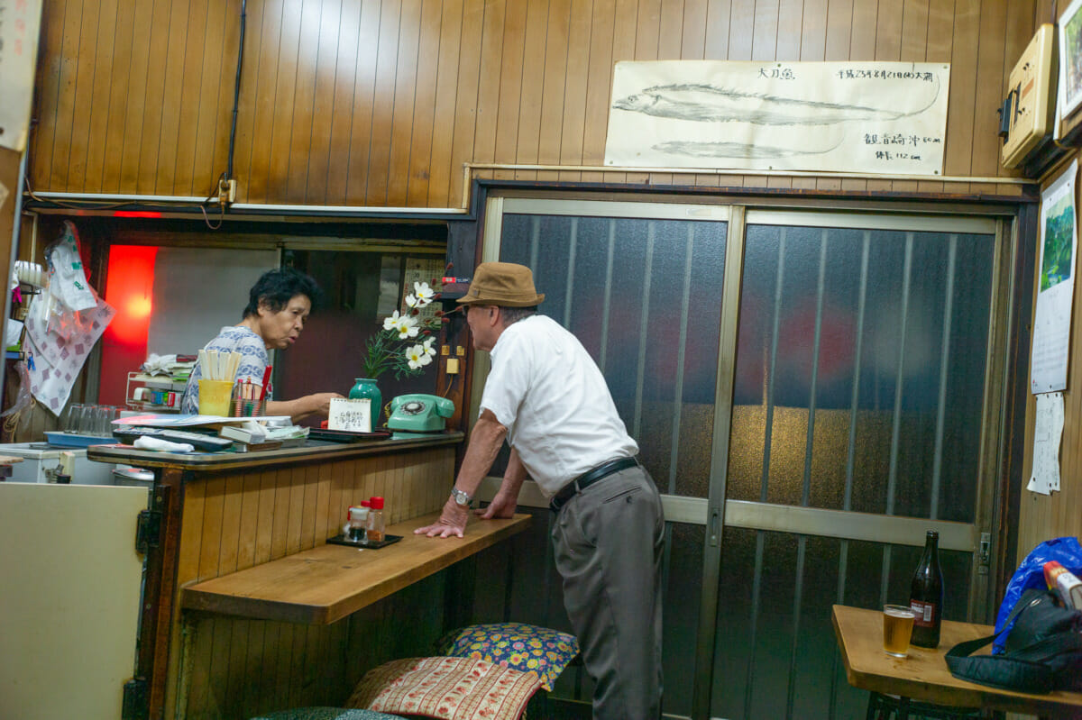 The end of a lovely old Tokyo bar