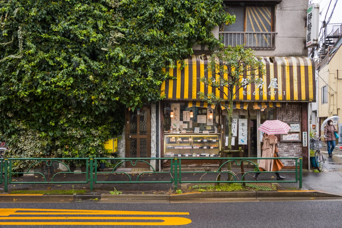 The end of a traditional old Tokyo sweet shop