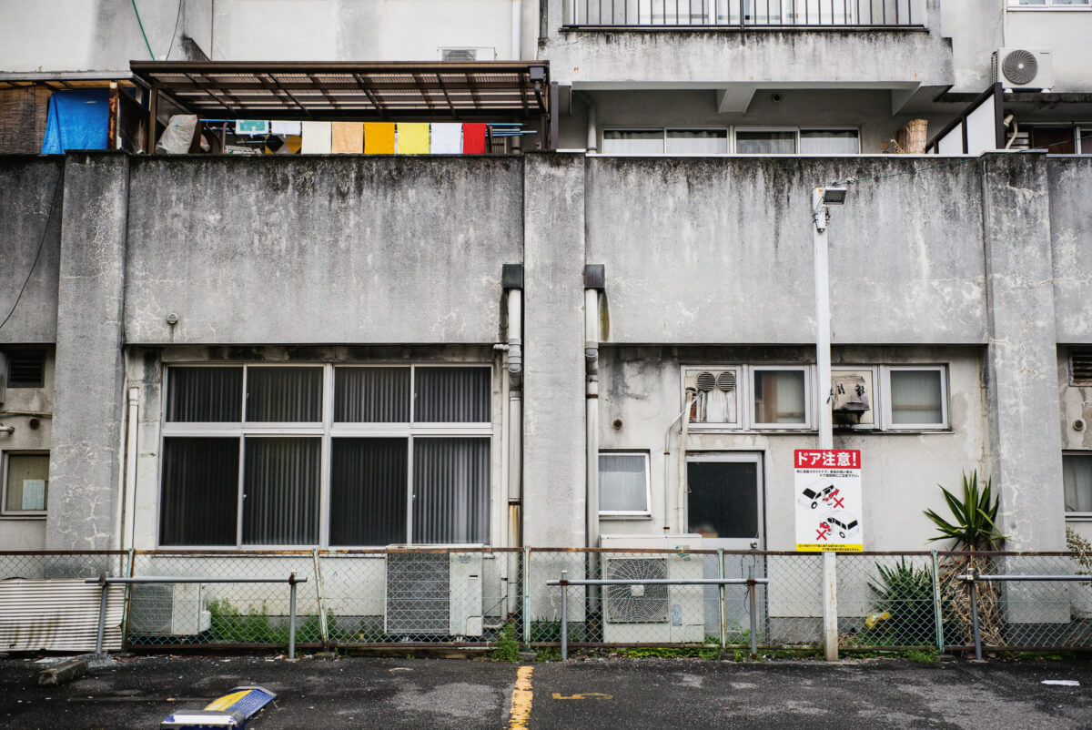 scenes from a faded Japanese city