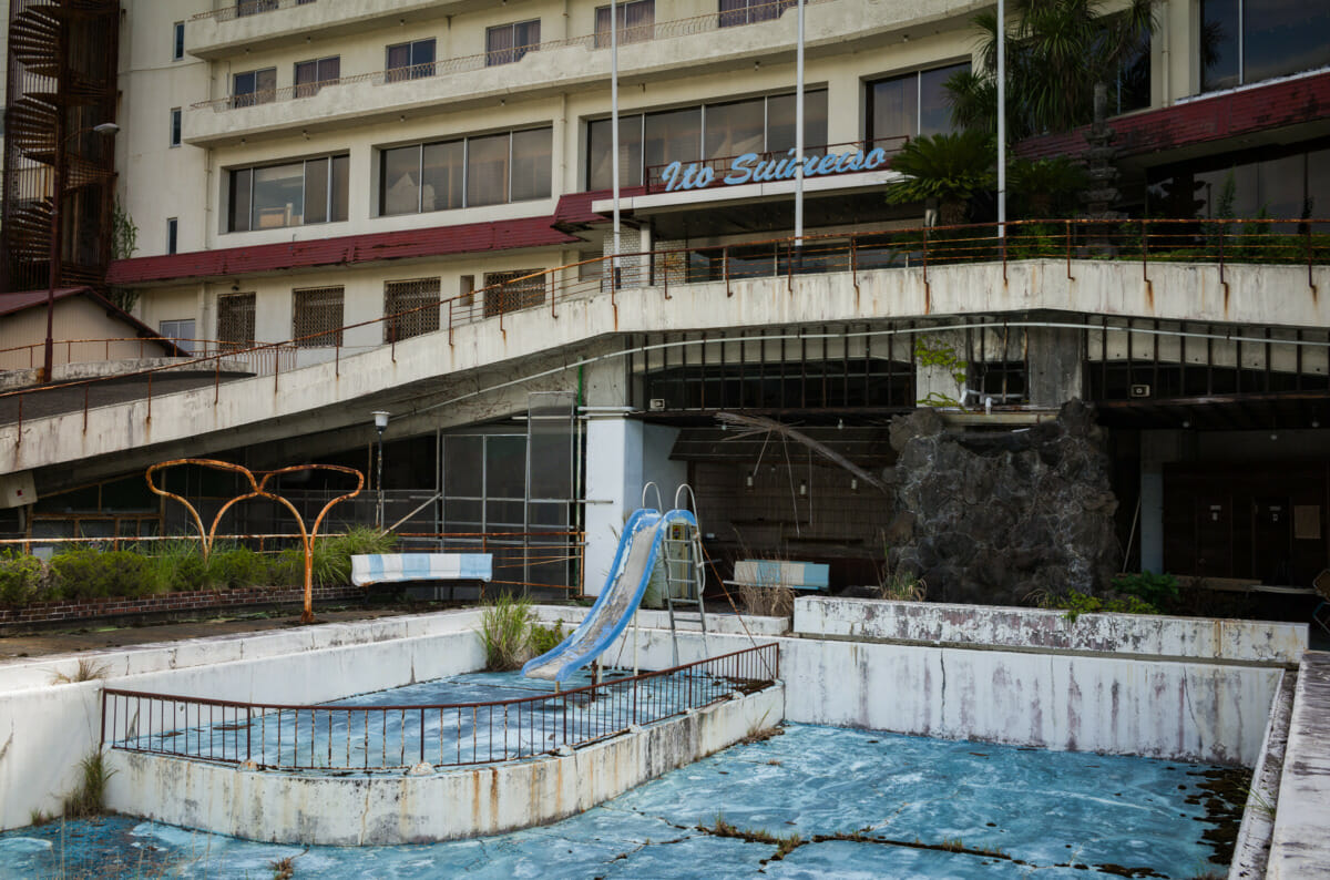 old and dated Japanese hotels