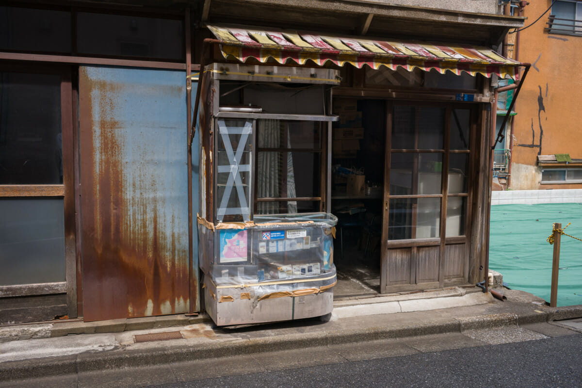 The ghosts of old Tokyo past