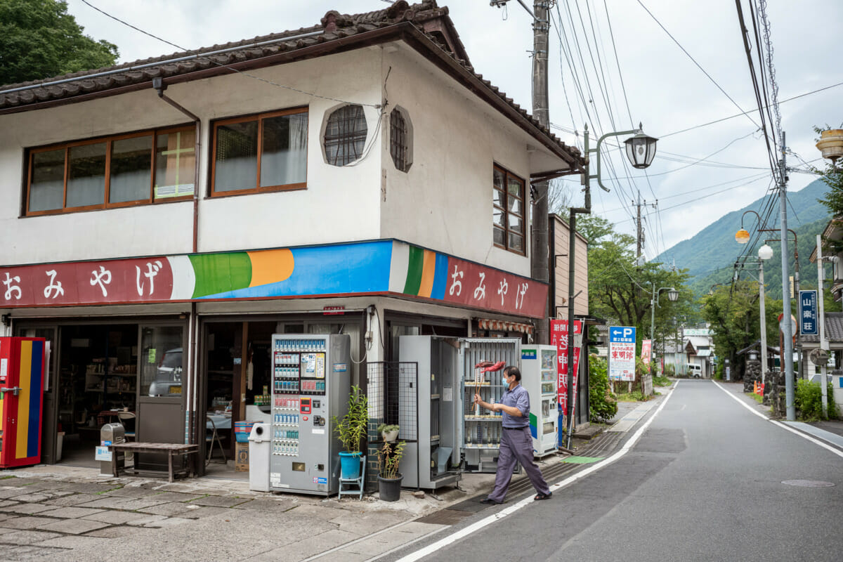 half-abandoned Japanese hot spring resort