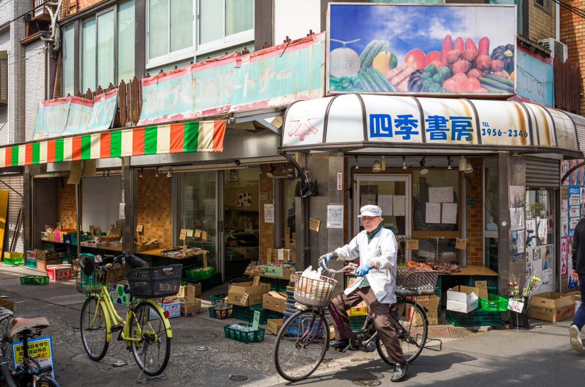 Images and interactions from recent Tokyo wanders