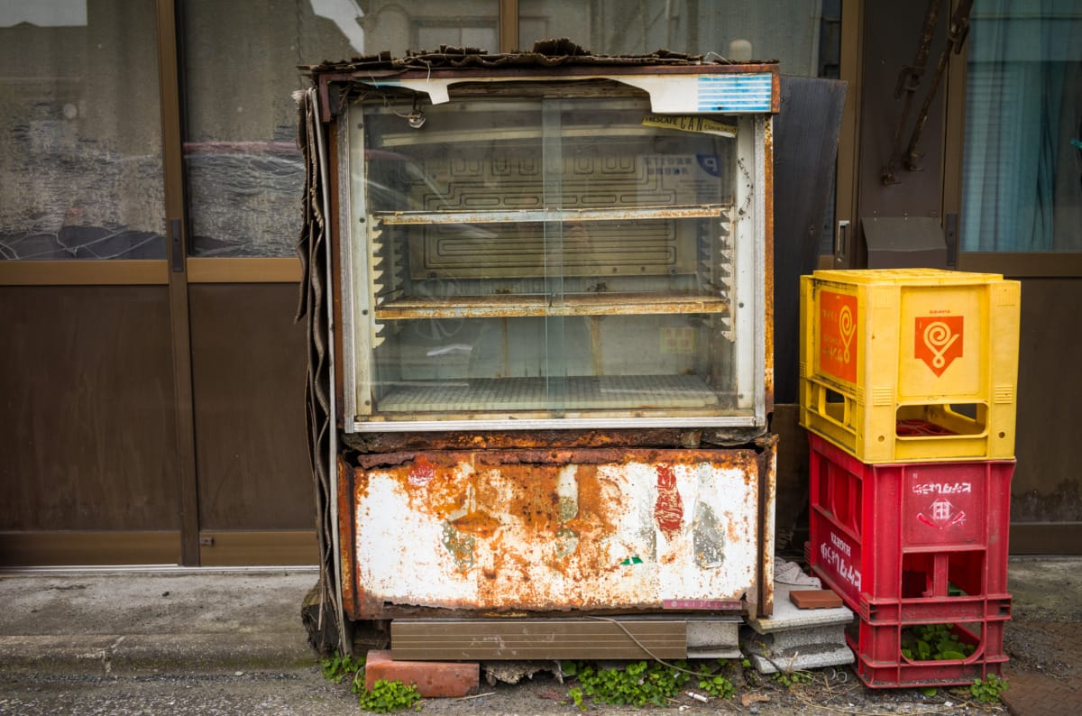 An incredible and crooked old Tokyo shop