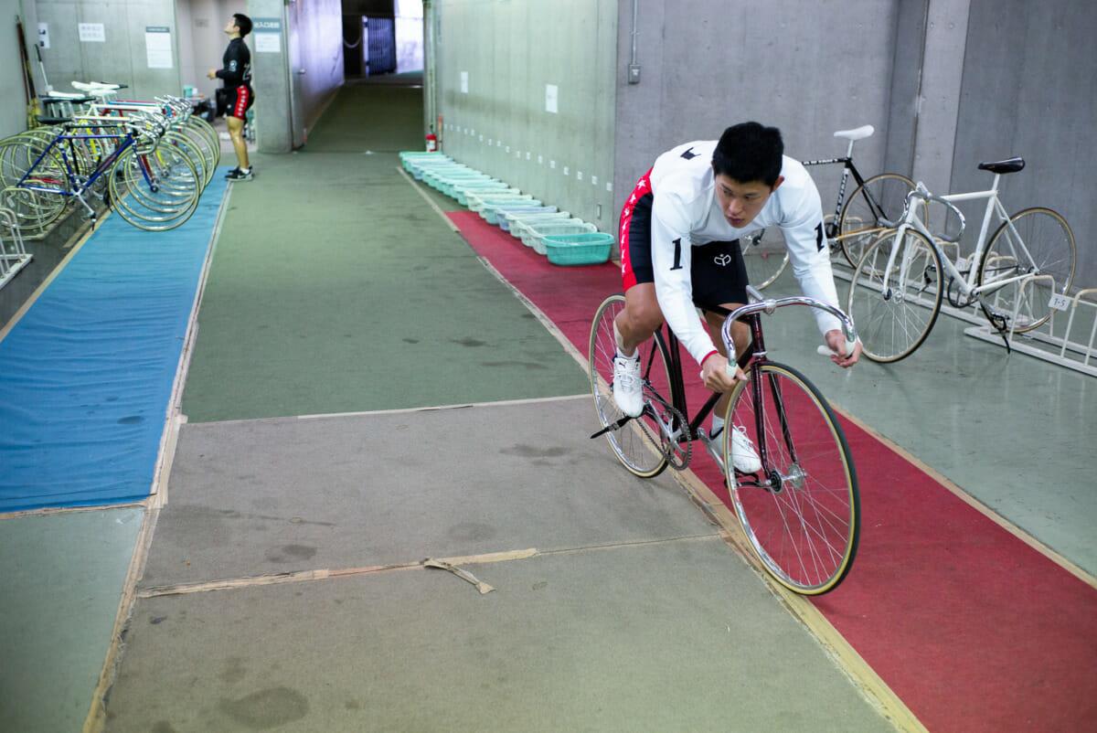 Japanese keirin in pictures