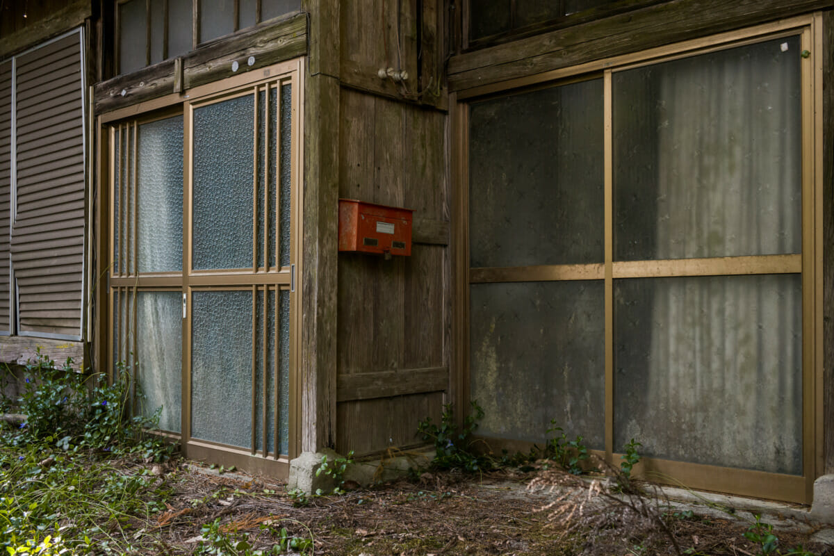 long-abandoned Tokyo house