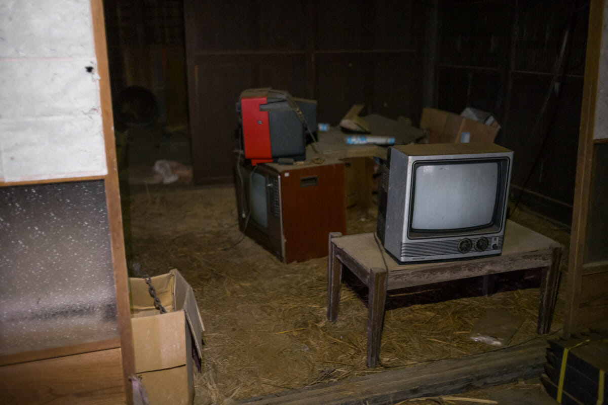 misty mountains and abandoned homes of Tokyo’s far west