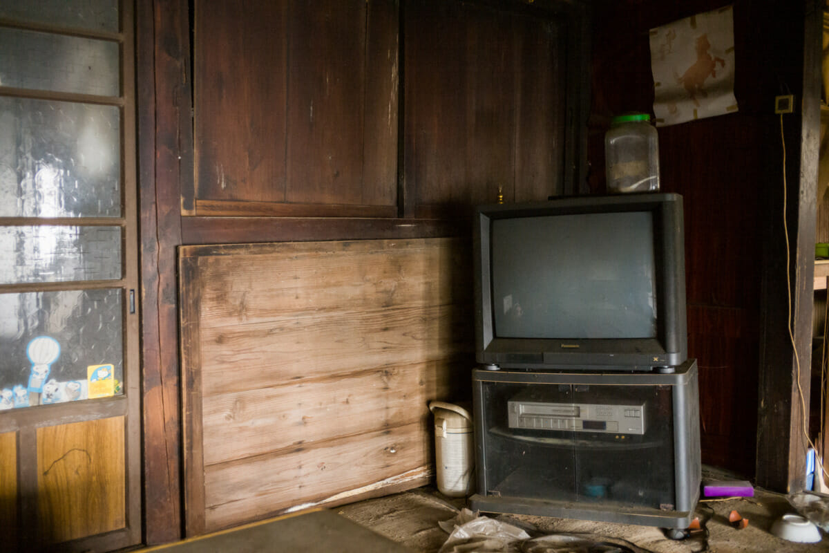 misty mountains and abandoned homes of Tokyo’s far west