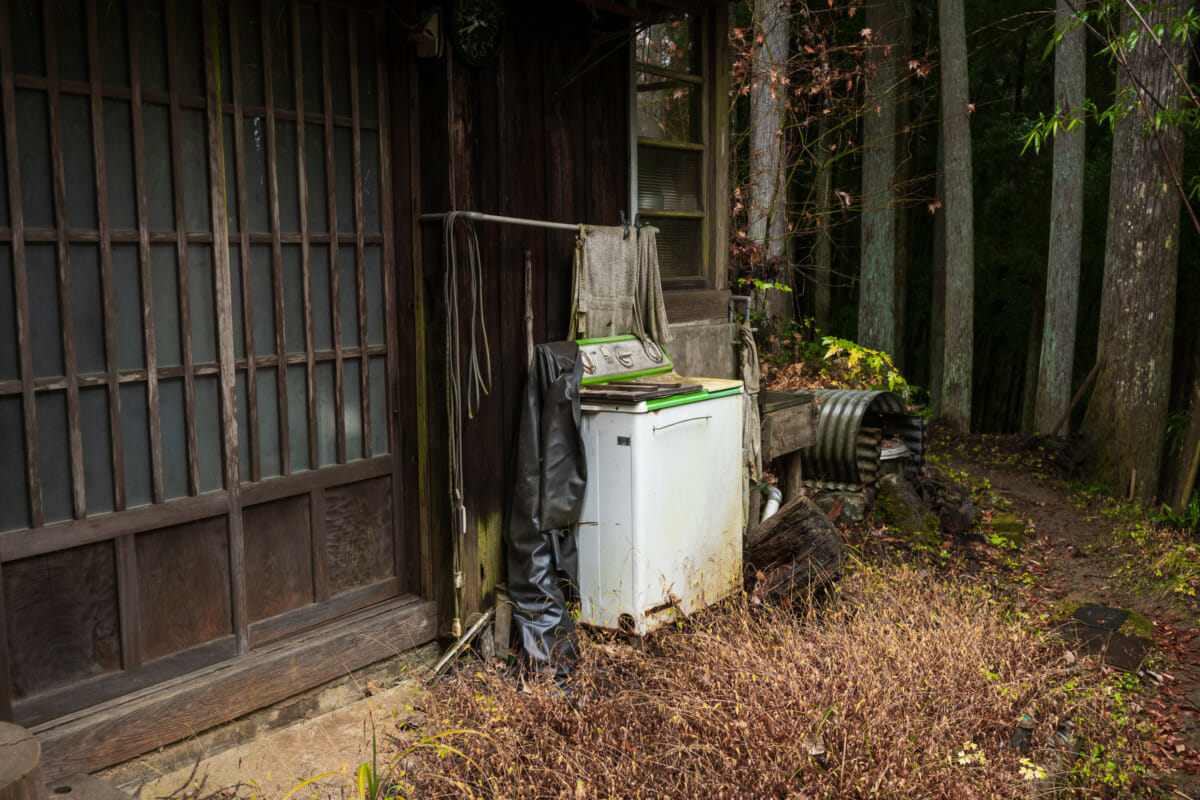 misty mountains and abandoned homes of Tokyo’s far west