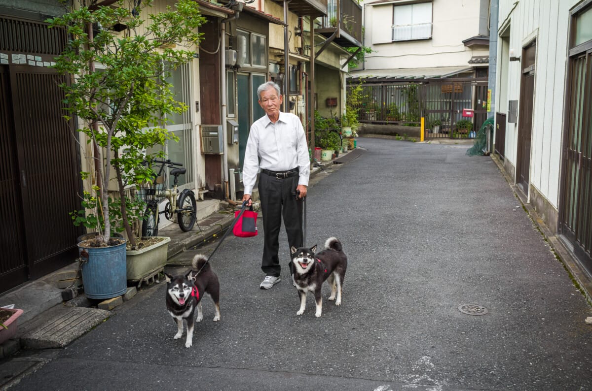 More Tokyo citizens and their everyday surroundings