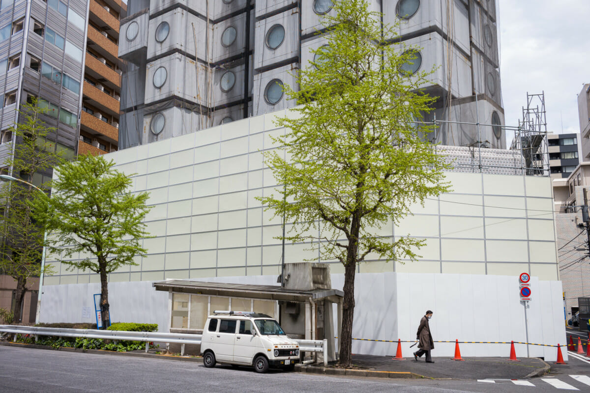 Nakagin Capsule Tower demolition