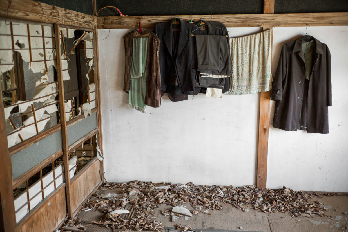 an old and abandoned Tokyo house