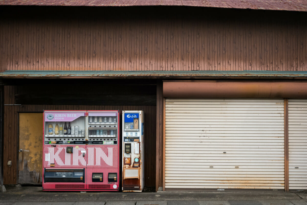 old and broken Japanese vending machines