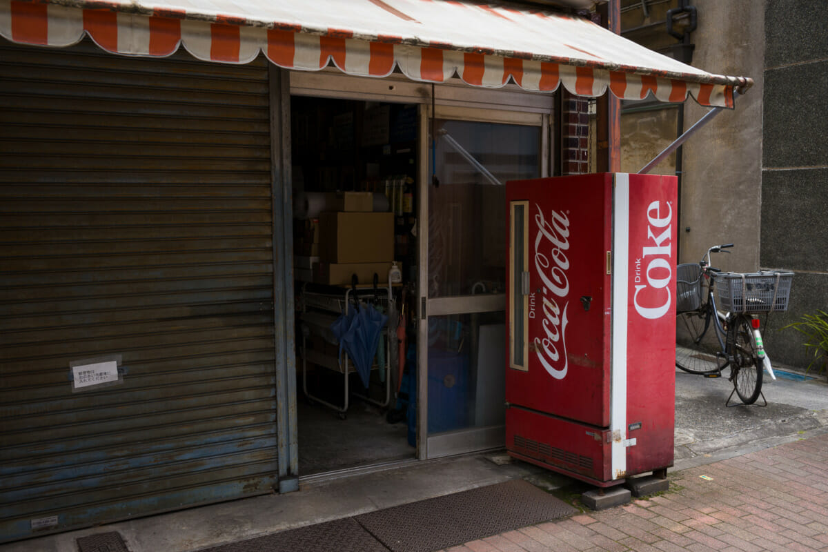 old and broken Japanese vending machines