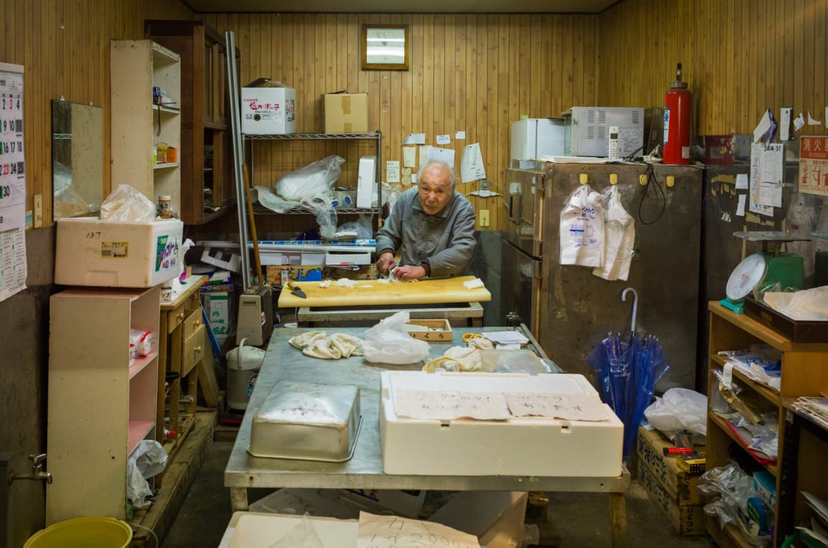 Japanese shops of the past still surviving in the present