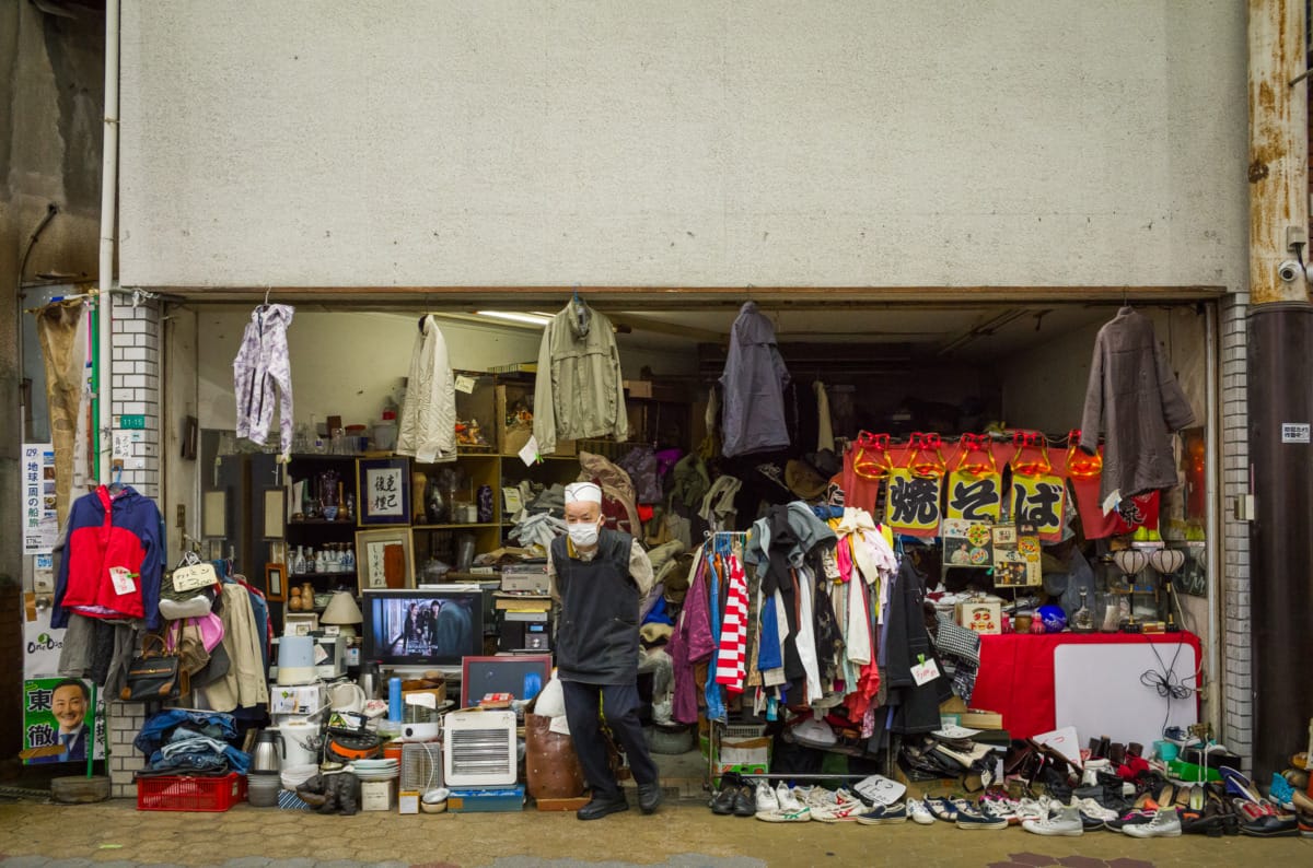 Japanese shops of the past still surviving in the present