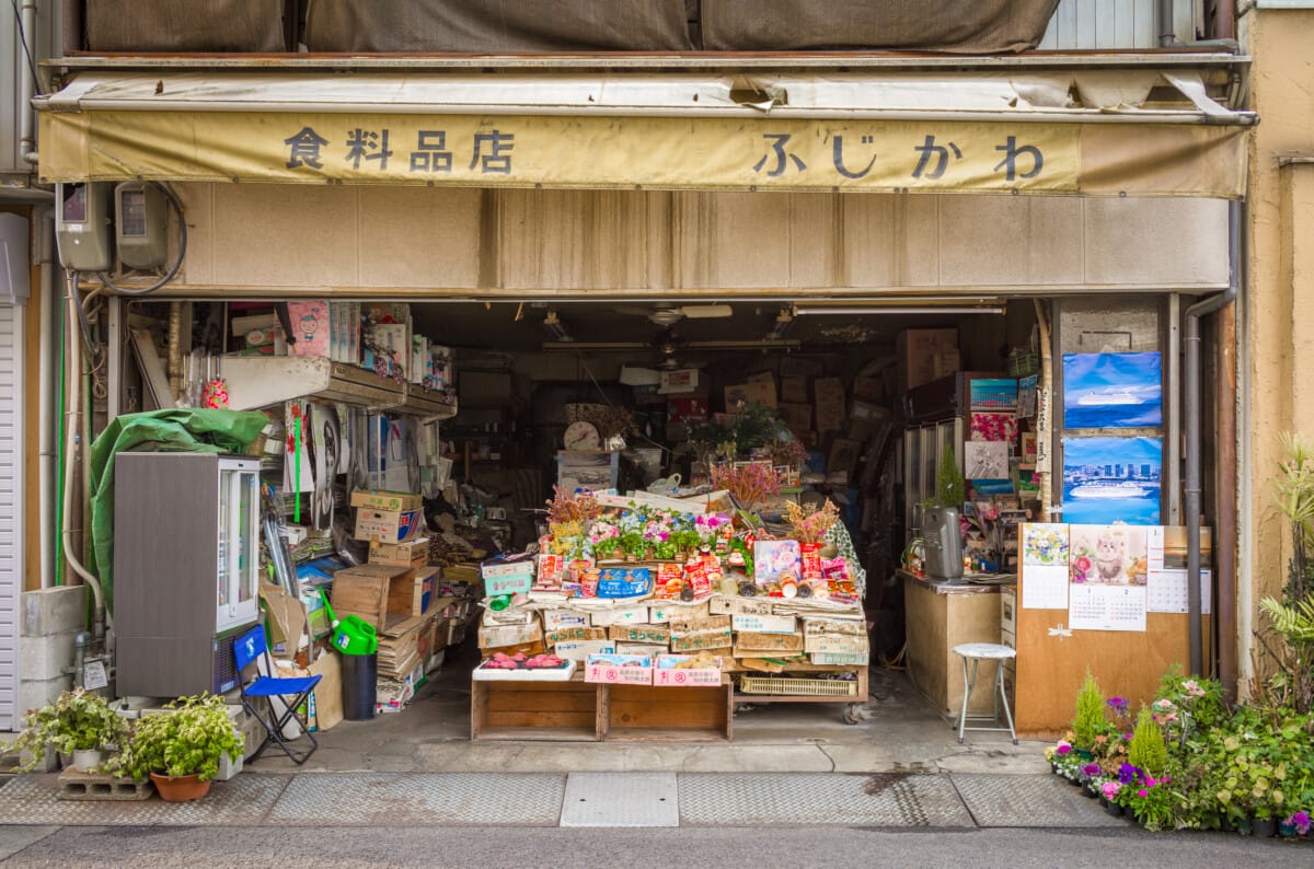 Old and dated scenes from a southern Japan city