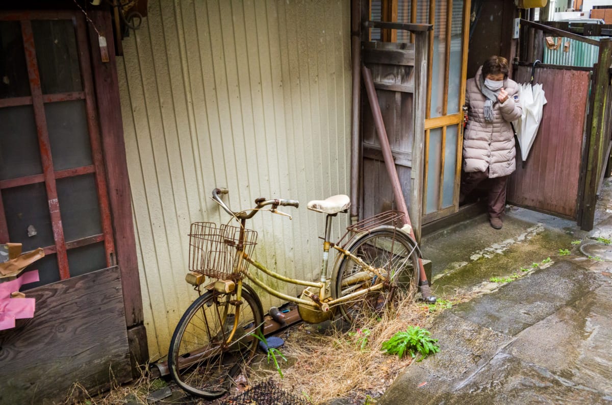 old Tokyo in the rain