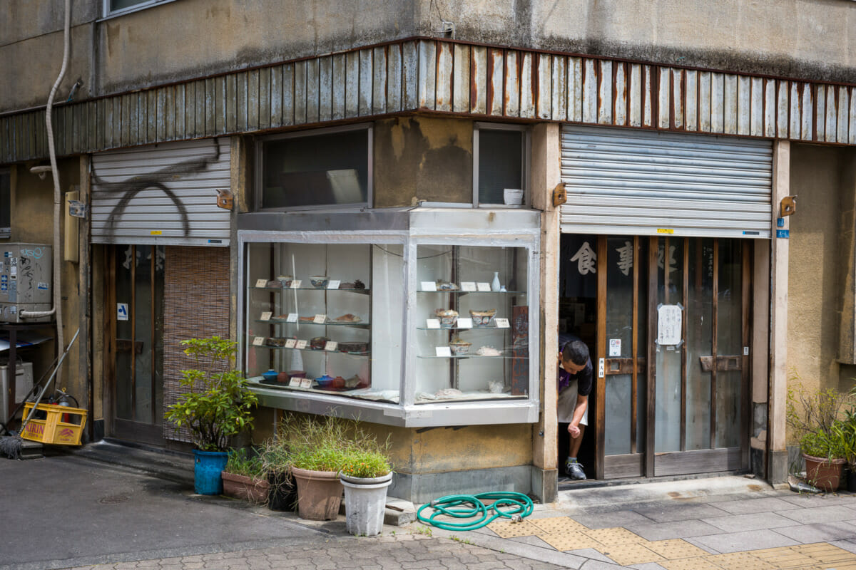 pls Tokyo restaurant salt purification