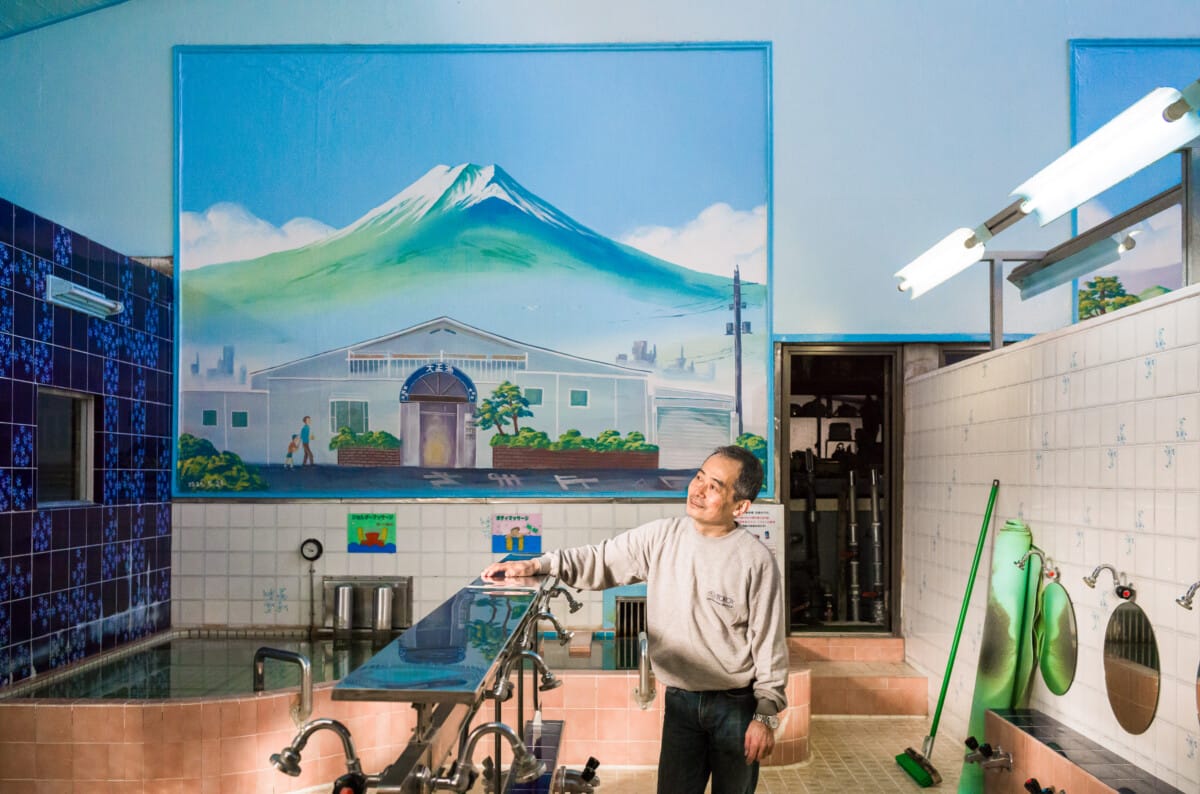 Scenes from a traditional old Tokyo bathhouse