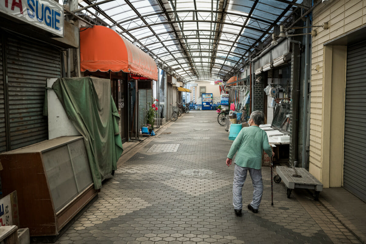 a derelict old Tokyo shopping district