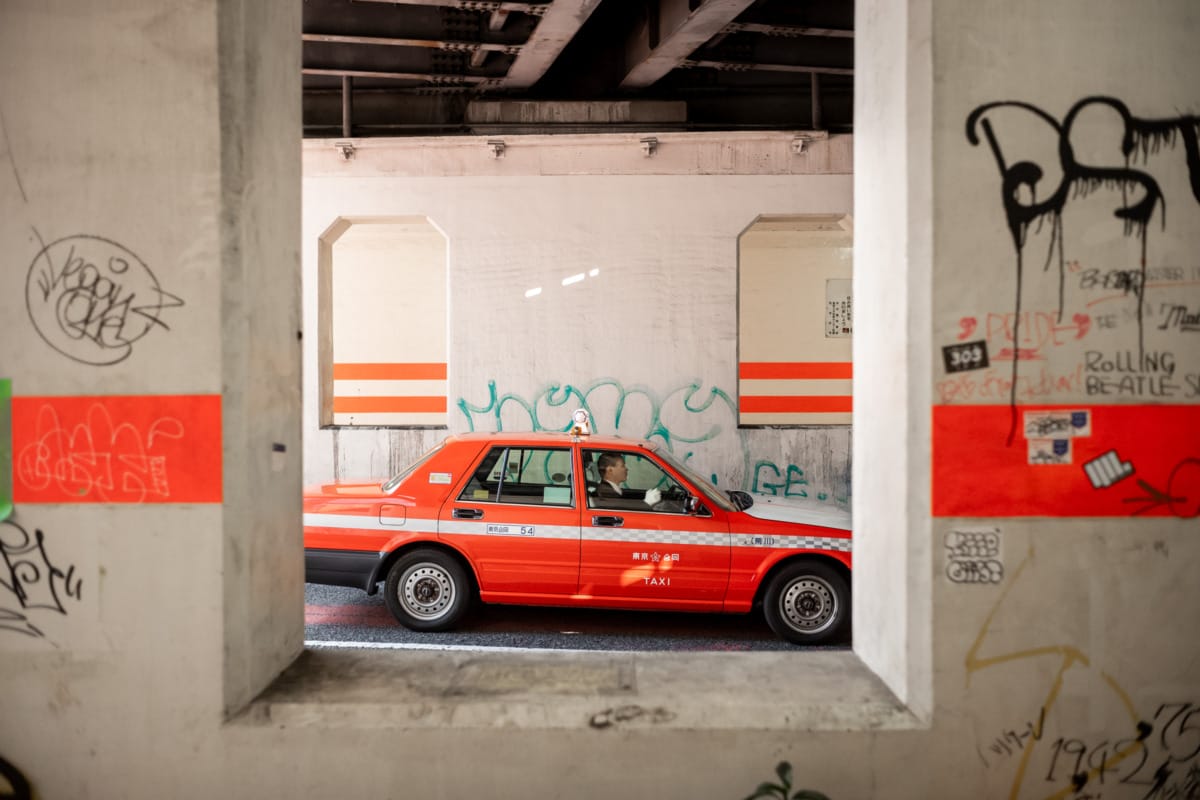 Old school Japanese taxi colours and coordination