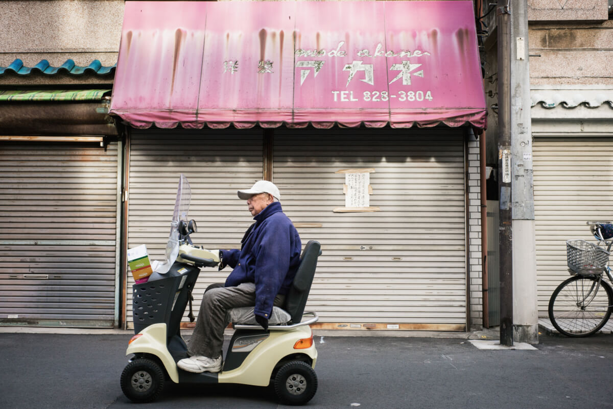 old tokyo and Tokyo's elderly