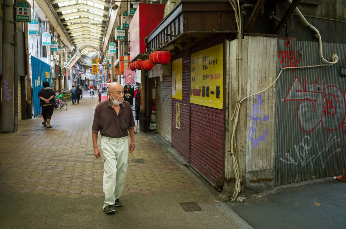 the incredible old covered shopping streets of Osaka