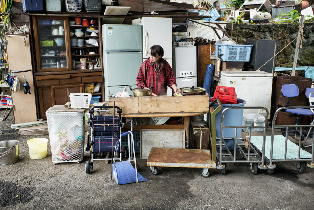 an outdoor and fully equipped Japanese kitchen