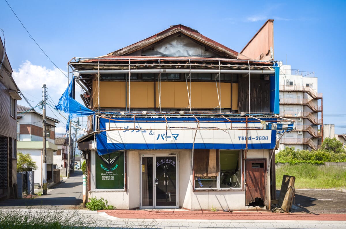 The quiet decay of some southern Japan towns
